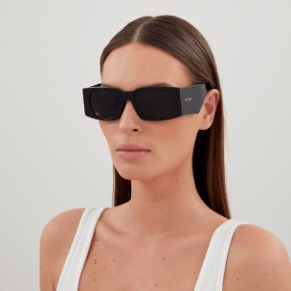 NEW Saint Laurent SL654 001 Black Rectangle Women Sunglasses - Picture 14 of 15